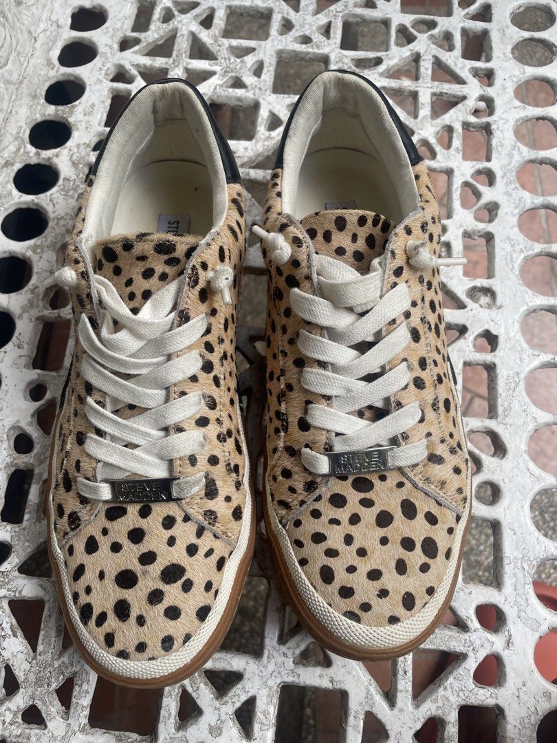 Steve Madden Embark Leopard Print Sneakers (Category: Sneakers) located in Cainta. Submitted by robbynt (Listing ID 1426210986, Image 1). Description: 👗👟👜 Part of my closet clean-out! Letting go of some of my faves — all preloved and in great shape. From my closet to yours. 😊 ✅ Color - multi color ✅ Size - 240 ✅ For Women ♻️ Location: Cainta, Rizal ♻️ MOP: GCash ♻️ SF: shouldered by buyer via Lalamove or JnT ♻️ PM if interested Thank you..