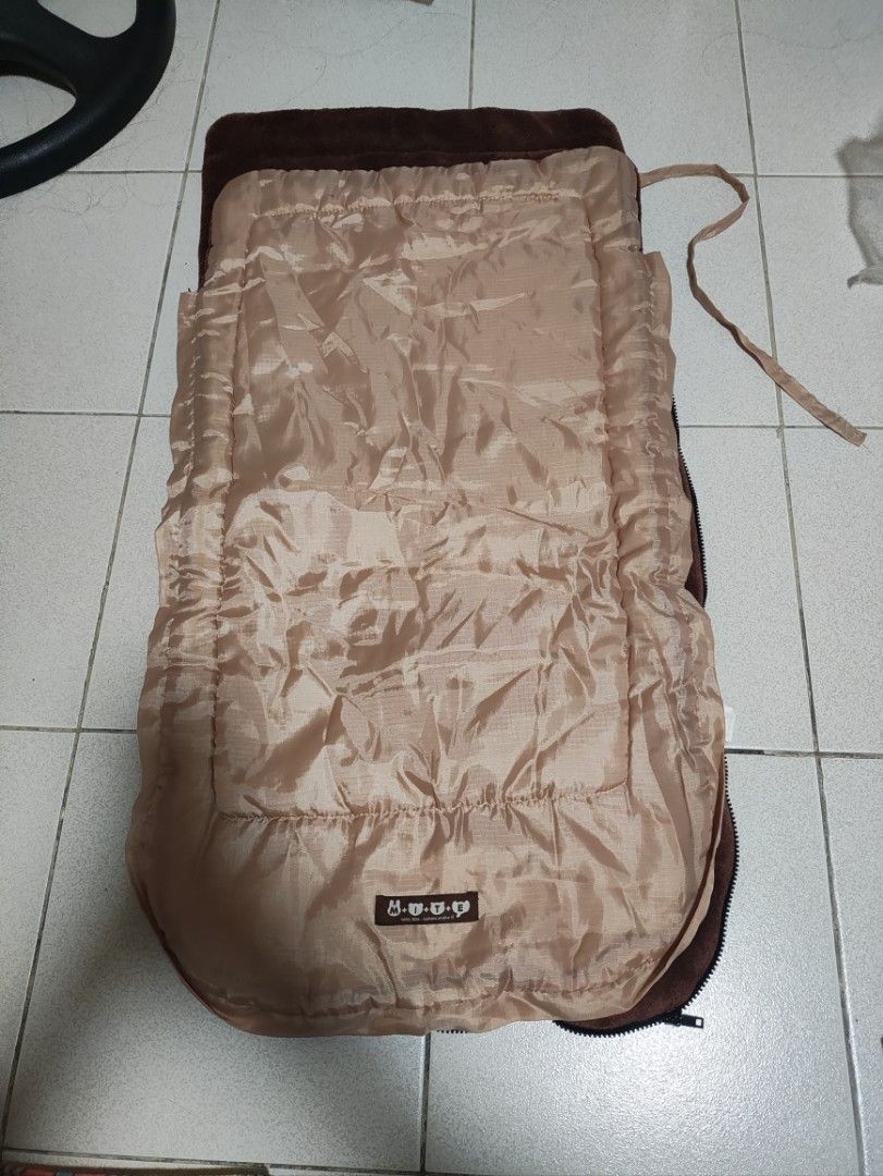 Stroller winter footmuff (Category: Strollers) located in Manila. Submitted by dshopco (Listing ID 1426304293, Image 2). Description: Stroller winter footmuff used only for 1 trip. I forgot how to use the zipper. Hence, I may have damaged the zipper while try to figure it out..