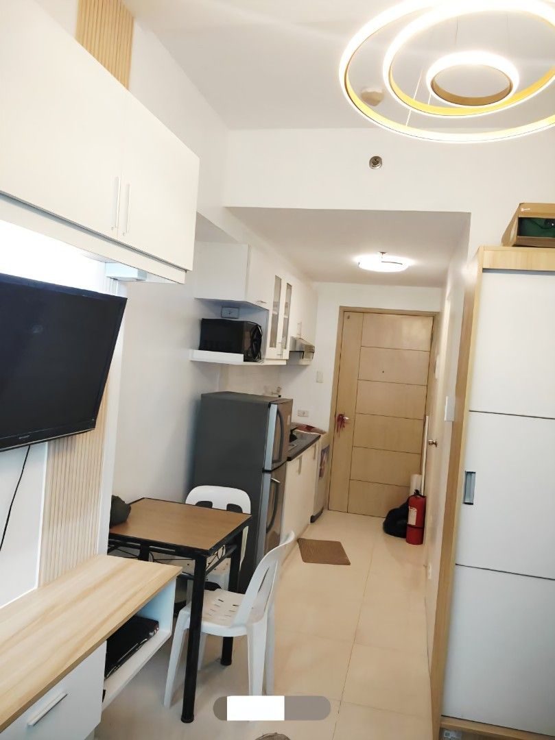 CONDO UNIT FOR RENT (Category: Apartments & Condos) located in Makati City. Submitted by fortuneflow888 (Listing ID 1426209516, Image 1). Description: * Location: Vista Taft Residences 2587 Taft Ave, Malate, Manila, 1004 Metro Manila Looking for a comfortable and ready-to-move-in home in the heart of Manila? This fully furnished and newly renovated studio unit is perfect for students, young professionals, or anyone who wants convenient city livin