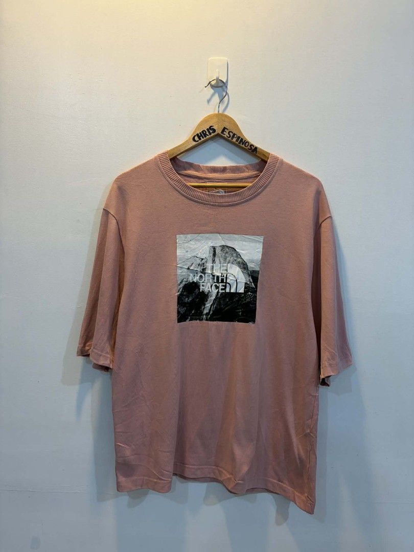 The North Face Graphic Tee (Category: Tshirts & Polo Shirts ) located in Bansalan. Submitted by chrisdrops (Listing ID 1426227496, Image 1). Description: tnf size medium 21x28 no issue need wash dm .