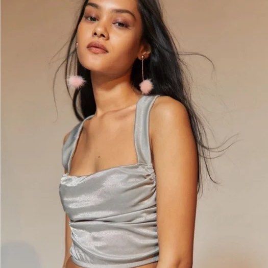 Urban Outfitters Silver Bra Top (Category: Sleeveless) located in Pasig City. Submitted by ninipoonini (Listing ID 1425091084, Image 1). Description: ‼️ 5% off if you buy 2+ items (max: P300 off) ‼️ - Soo cute so sad to give this away - Ubran Outfitters (Out from Under) - Size small .