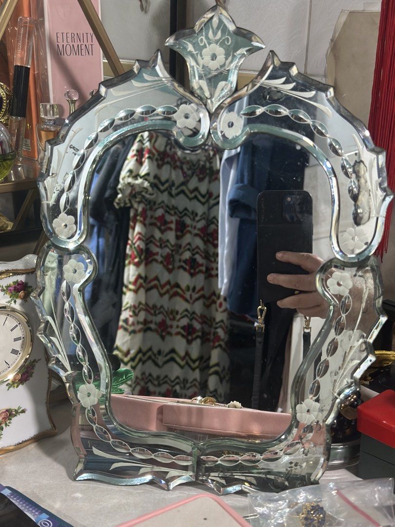 Vintage Etched Glass Mirror (Category: Mirrors) located in Quezon City. Submitted by pink8butterflies (Listing ID 1426223605, Image 1). Description: For dresser table tops Approximately size 10 x 14 See imperfections in pics No cracks or chips Metro Manila shipping only.