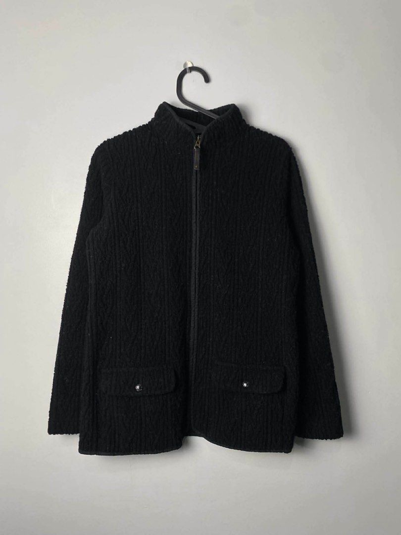 Vintage Filson Spyder Cable Zip Jacket (Category: Coats, Jackets and Outerwear) located in Baguio. Submitted by themgarbage (Listing ID 1426326118, Image 3). Description: Condition:Great Size tagged:M Width:20 Length:27 Shoulders:15 Sleeves:25.
