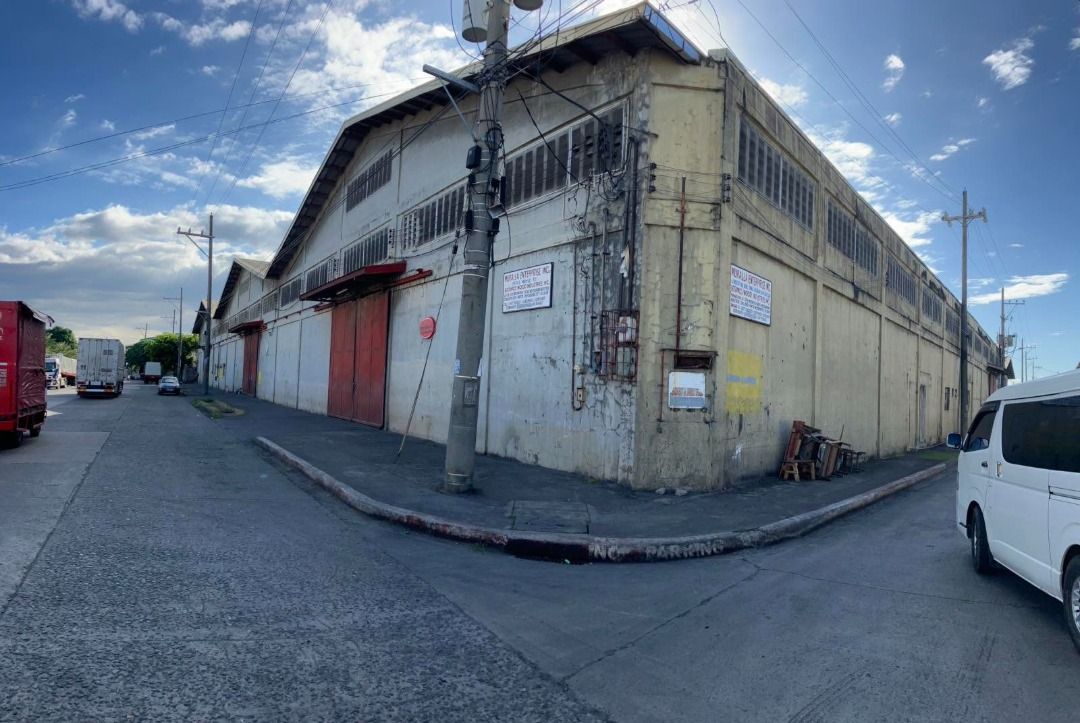 WAREHOUSE FOR LEASE Meycauayan Bulacan (Category: Commercial) located in Quezon City. Submitted by zobelle88properties (Listing ID 1426268981, Image 3). Description: 🐲WAREHOUSE FOR LEASE 📍Meycauayan Bulacan 🪴Floor Area: 1500 sqm Accessible on 40ft 💰Lease Price: PHP 160/sqm + vat terms 2 mon security dep 2 mon adv BELLE CALINA +639175282836 014496.