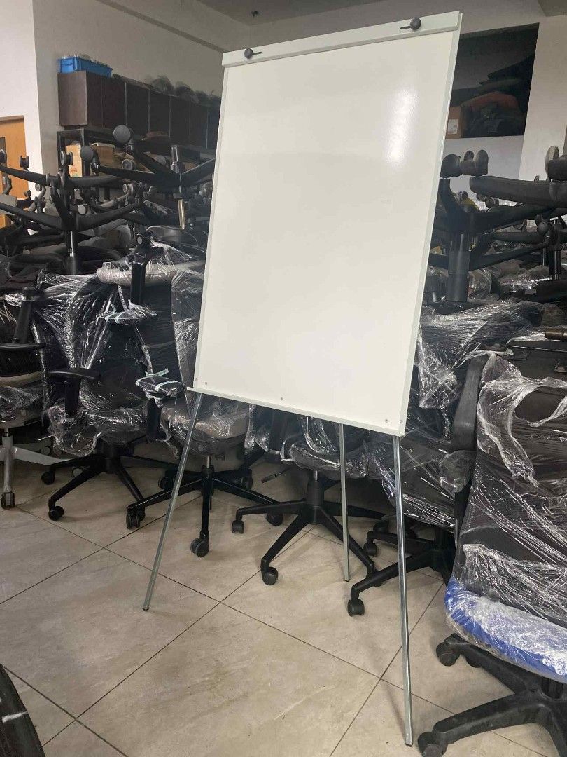 WHITEBOARD WITH STAND ADJUSTABLE HEIGHTS (Category: Other Home Furniture) located in Binan City. Submitted by plesisrhin96177 (Listing ID 1426300826, Image 1). Description: BRAND-NEW WHITEBOARD WITH STAND ADJUSTABLE HEIGHTS MAGNETIC FRONT AND BACK MESSAGE FOR ORDER'S ✉️📩.