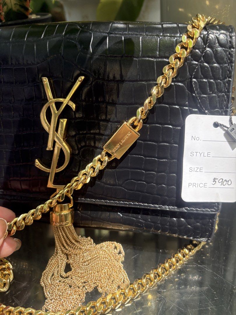 YSL Black Croc Chain Bag (Category: Luxury Bags & Wallets) located in Paranaque City. Submitted by wildcloud.ad2e5b (Listing ID 1426271857, Image 1). Description: .