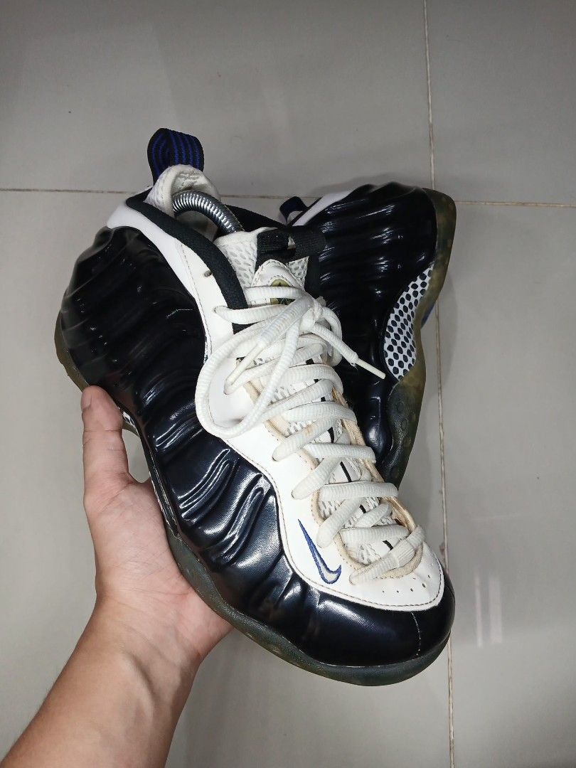 2014 Nike Air Foamposite One CONCORD (Category: Sneakers) located in Davao. Submitted by reworn.dvo (Listing ID 1426553462, Image 2). Description: letting go of my 2014 Nike Air Foamposite One Concord (authentic!) Size: US 8/UK 7/ Condition: 8/10 Issue:Small fade color on the foam shell (refer to photo) and natural yellowing of the soles due to age. a little clean up and it'll look good as new! ❗️CAN NEGOTIATE❗️ Can ship via J&T (securely packed 