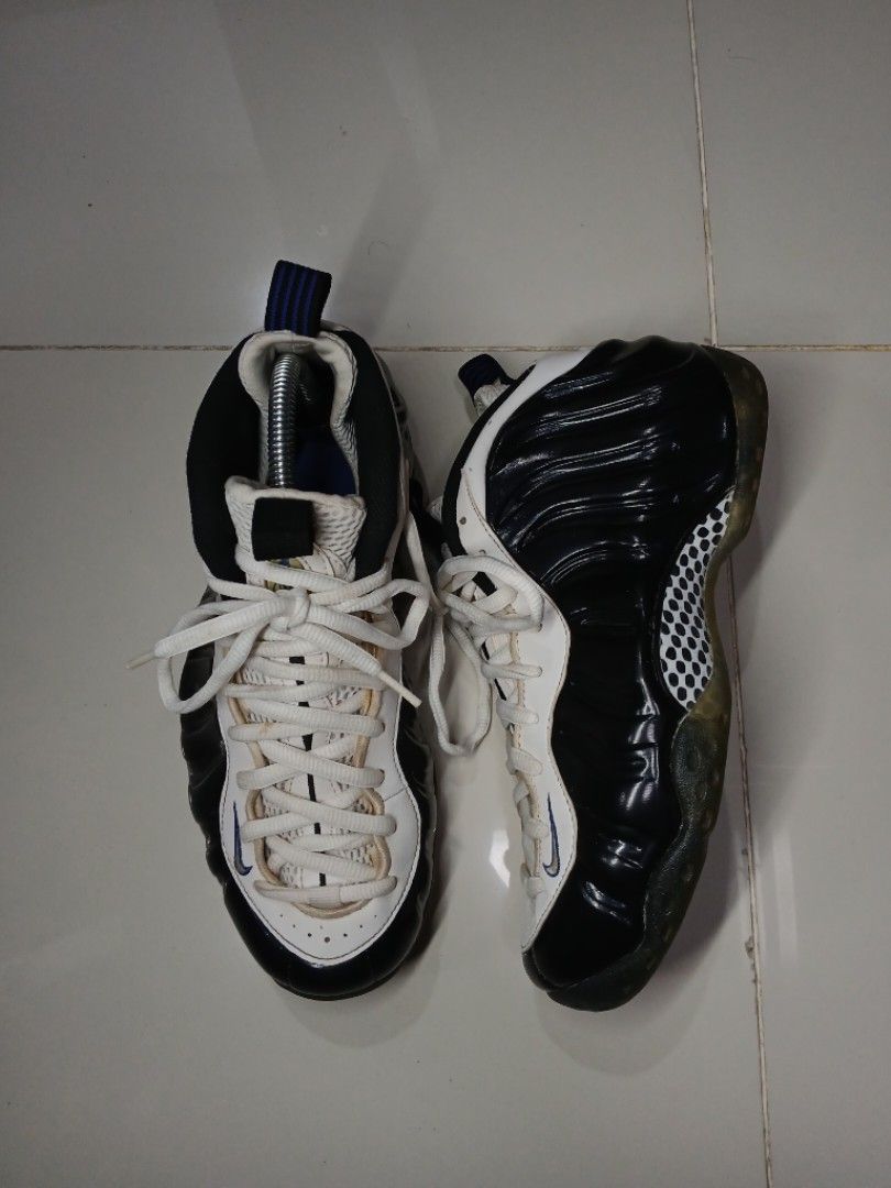 2014 Nike Air Foamposite One CONCORD (Category: Sneakers) located in Davao. Submitted by reworn.dvo (Listing ID 1426553462, Image 1). Description: letting go of my 2014 Nike Air Foamposite One Concord (authentic!) Size: US 8/UK 7/ Condition: 8/10 Issue:Small fade color on the foam shell (refer to photo) and natural yellowing of the soles due to age. a little clean up and it'll look good as new! ❗️CAN NEGOTIATE❗️ Can ship via J&T (securely packed 
