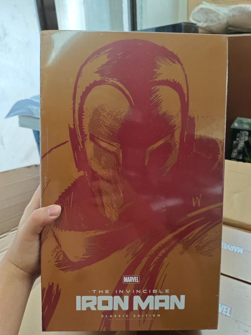 3A Iron Man Classic Edition & Silver Centurion (Sealed) (Category: Figurines & Statues) located in Pasay City. Submitted by fcsean (Listing ID 1426494347, Image 3). Description: 20k for both.