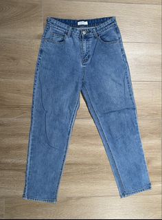 (Category: ) located in . Submitted by lovepreloved13 (Listing ID 1426462332, Image 1). Description: .