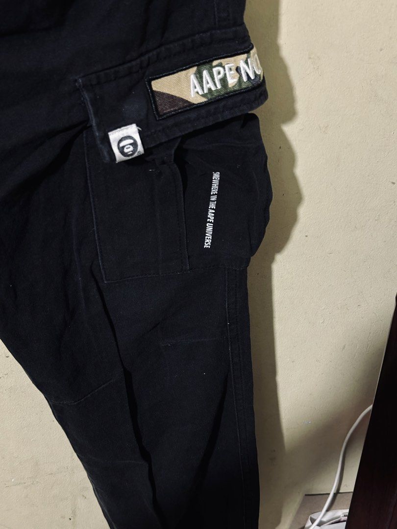 Aape Cargo Jogger Pants (28-30) (Category: Joggers) located in Santa Rosa. Submitted by omnicronzxc (Listing ID 1426565457, Image 3). Description: Aape Cargo Jogger Pants medium on tag, 28-30, length 36 9/10 condi excellent condition 1k add sf.