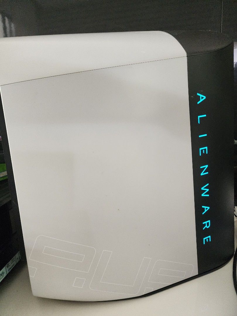 Alienware Aurora R9 Gaming PC - RTX 2060 Super413296667846266881