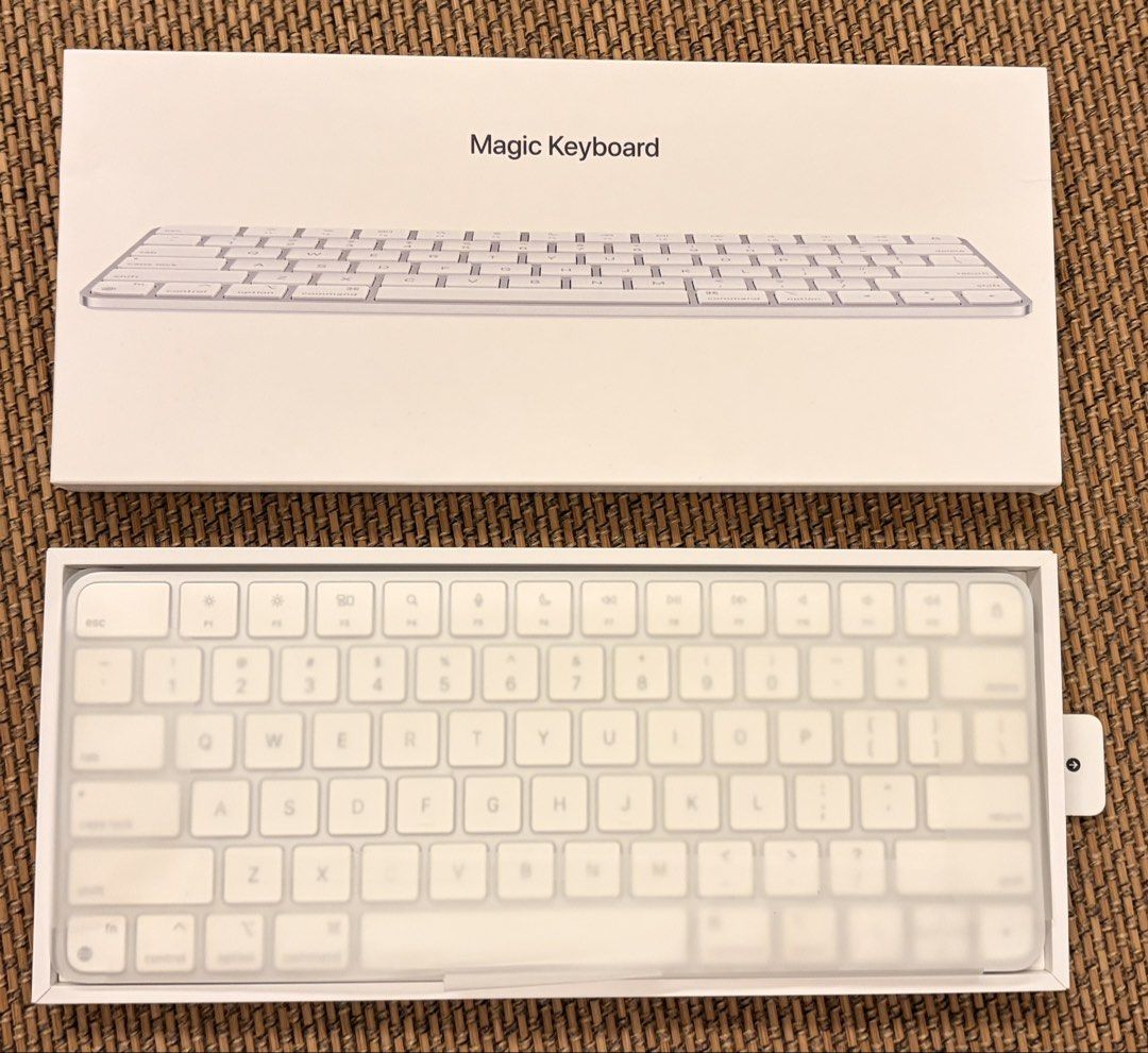 Apple Magic Keyboard Model A2450454137406419128321