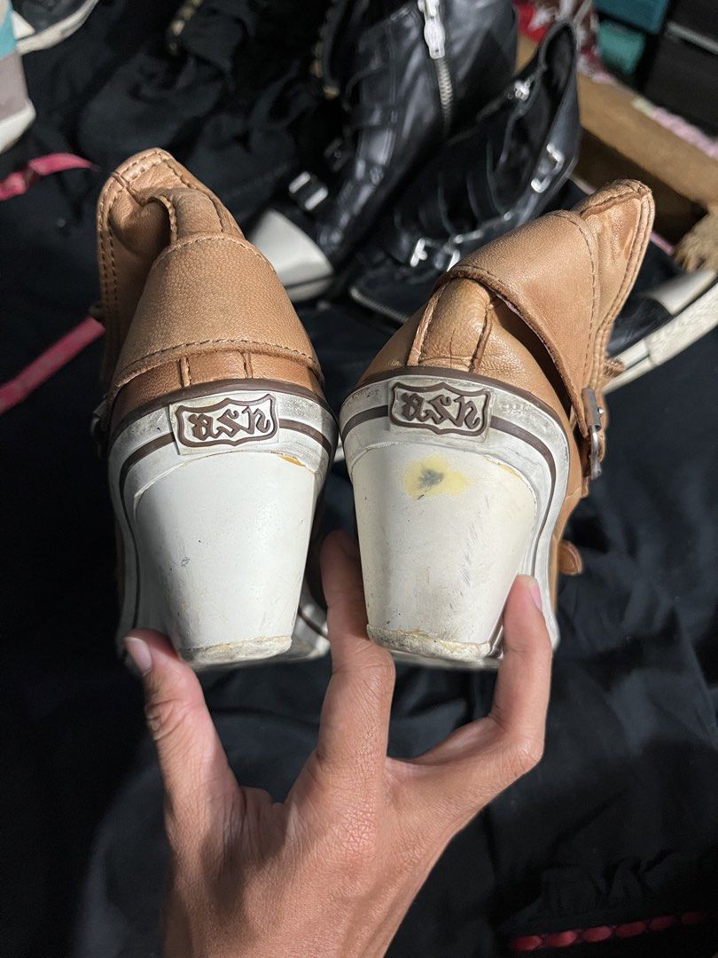 ASH Genial Brown Leather Sneaker Wedges (Category: Wedges) located in Cagayan de Oro. Submitted by yuichinnie (Listing ID 1426529696, Image 3). Description: ASH Genial Size: 38 Condition: Very Good Price: 1000 + SF.