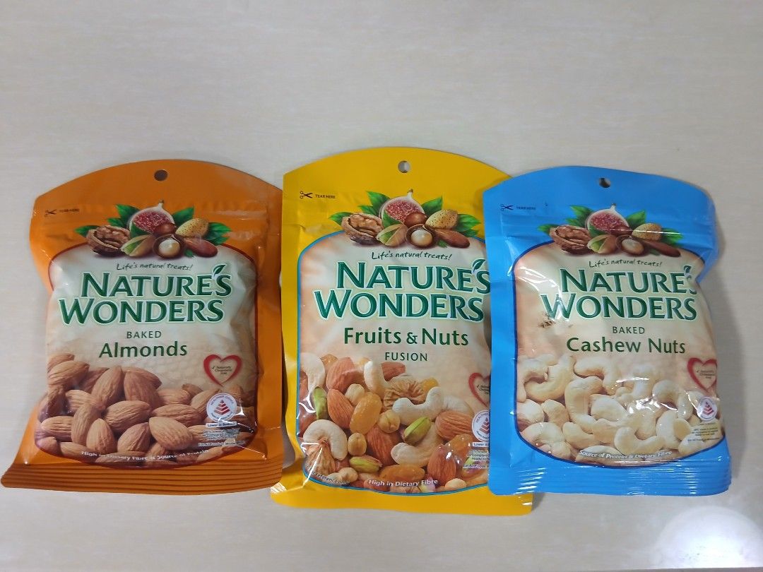 Assorted Crackers & Tidbits (Category: Other Food & Drinks) located in Singapore. Submitted by nightmonkey29 (Listing ID 1426435083, Image 1). Description: Delicious mixed crackers. Selected premium quality. Long Expiry date Sold individually. Cheaper in bundle. Price negotiable. Perfect for Party! Selling due to excess and cut down snacking..