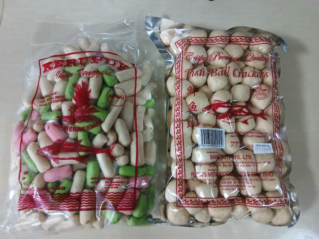 Assorted Crackers & Tidbits (Category: Other Food & Drinks) located in Singapore. Submitted by nightmonkey29 (Listing ID 1426435083, Image 2). Description: Delicious mixed crackers. Selected premium quality. Long Expiry date Sold individually. Cheaper in bundle. Price negotiable. Perfect for Party! Selling due to excess and cut down snacking..