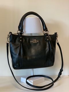 (Category: ) located in . Submitted by shoplikecess (Listing ID 1426475723, Image 1). Description: .