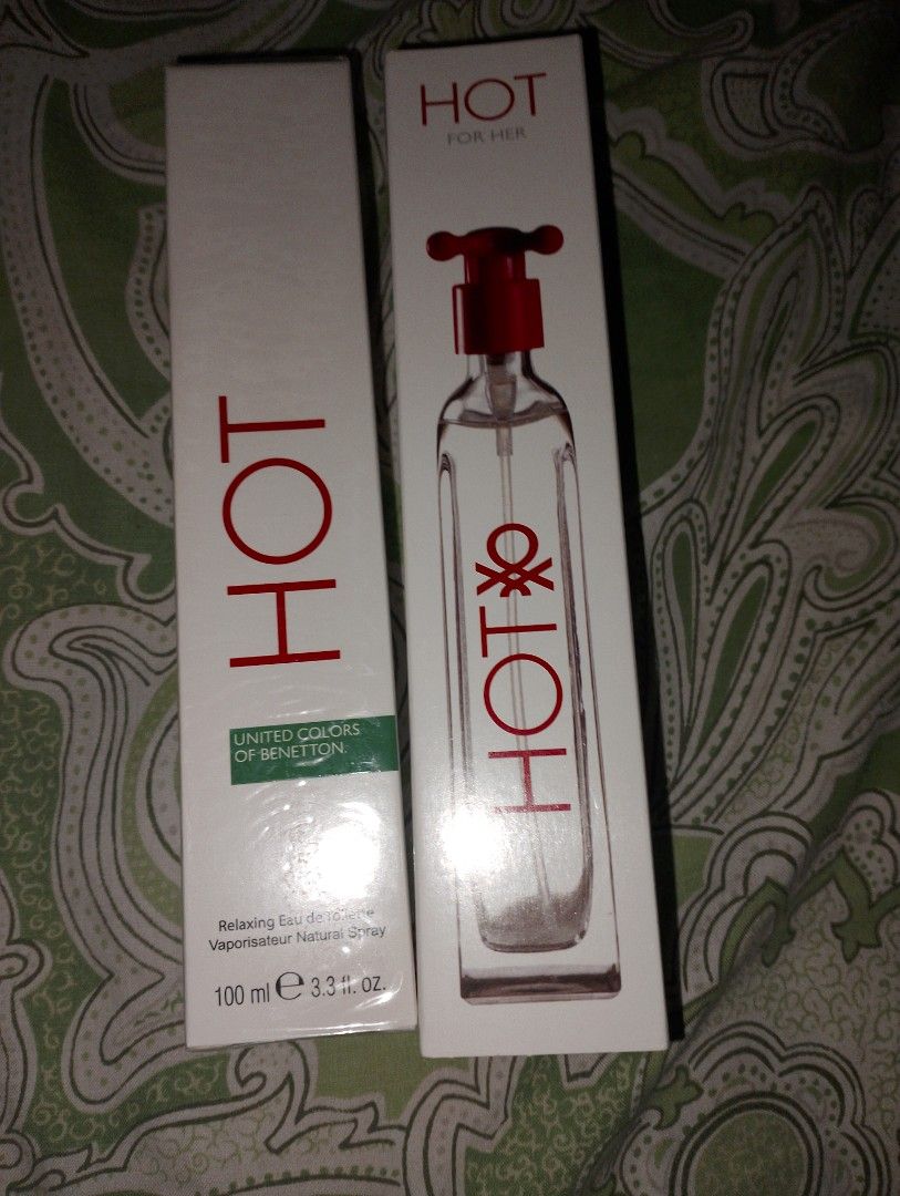 Benetton Hot For Her 100ml EDT (Category: Fragrance & Deodorants) located in Pasig City. Submitted by enajp82 (Listing ID 1426538273, Image 2). Description: Authentic Benetton Hot For Her Eau de Toilette. This 100ml perfume is for women. The box includes the ingredients and manufacturing details. Made in Italy. The perfume has a red cap and the bottle has the Benetton logo..