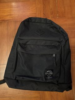 （分類：）位於 。 由 katkat_l 提交（商品編號 1426512951，圖片 1）。簡介： 。