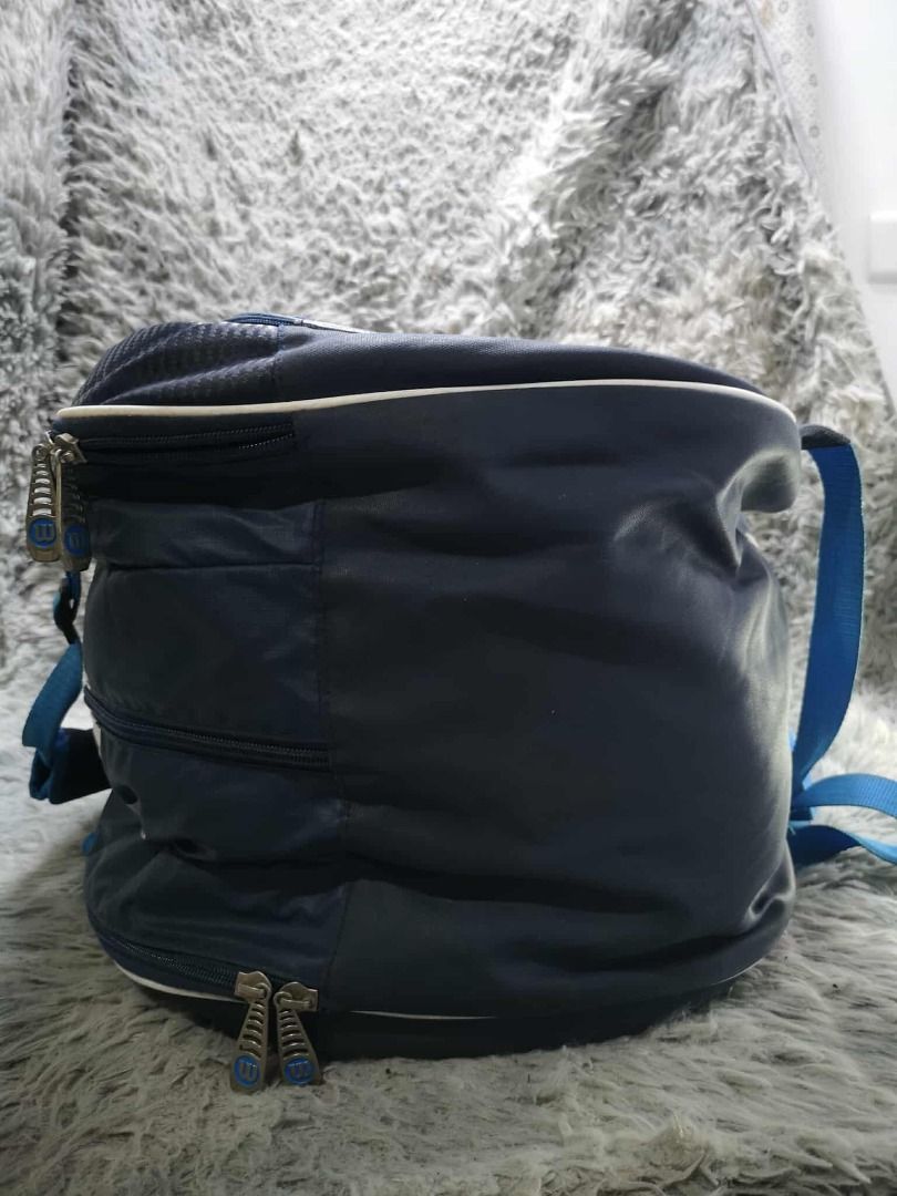Blue Tennis Backpack Bag (Category: Other Sports Equipment and Supplies) located in Santa Cruz. Submitted by jmy_surplus.2 (Listing ID 1426464720, Image 2). Description: Size ; L - 18 W - 24 Color ; Blue Type ; Backpack bag Brand ; No brand Material ; Nylon Style ; Blue Tennis Backpack bag LR 143 JMY 5 Batch #193.