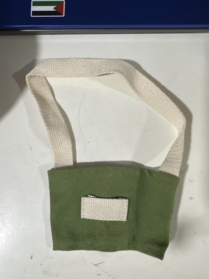 Bottle carrier / Bubble Tea Carrier454090583012823040