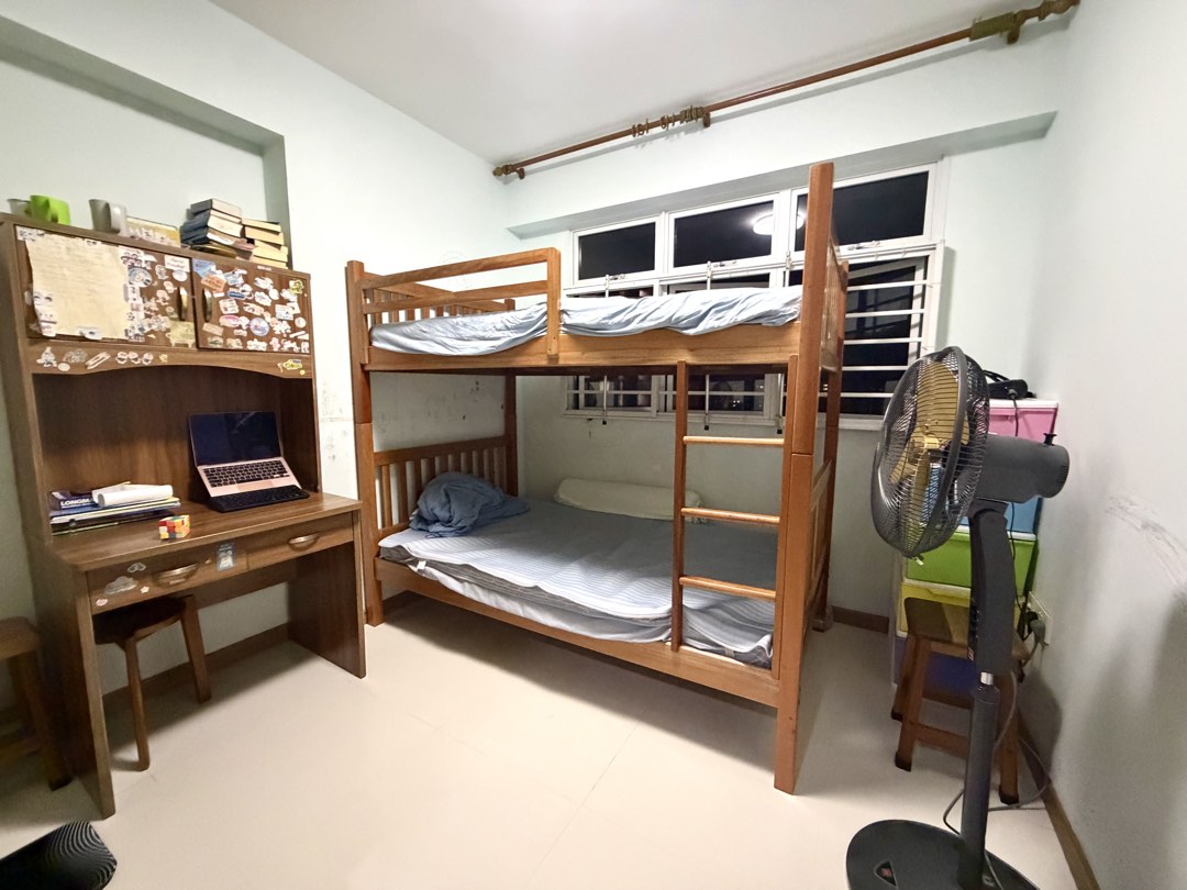 (Category: ) located in . Submitted by sunset.orangee (Listing ID 1426426484, Image 1). Description: .
