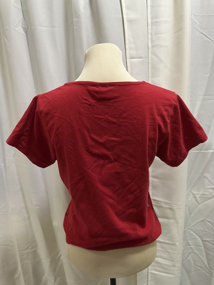 Champion Red T-shirt (Category: Shirts) located in Manila. Submitted by randomdeclutter (Listing ID 1426561155, Image 2). Description: .