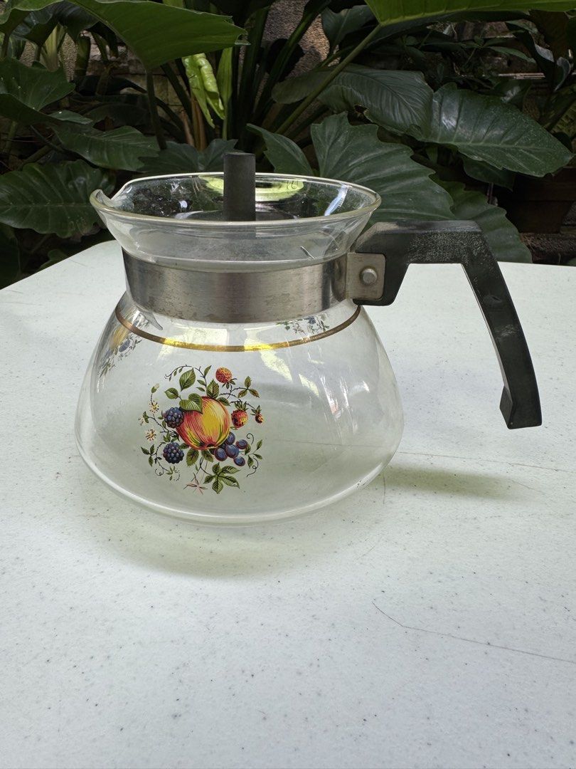 Coffee tea server (Category: Coffee & Tea Tableware) located in Davao. Submitted by parteawares2 (Listing ID 1426444739, Image 1). Description: One piece coffee or tea server .