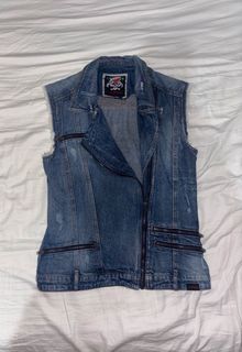 (Category: ) located in . Submitted by oddlet0506 (Listing ID 1426569027, Image 1). Description: .