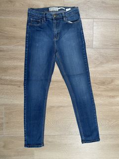 (Category: ) located in . Submitted by lovepreloved13 (Listing ID 1426464475, Image 1). Description: .