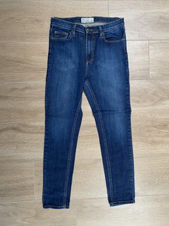 (Category: ) located in . Submitted by lovepreloved13 (Listing ID 1426464814, Image 1). Description: .