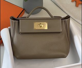 （分類：）位於 。 由 bellize.luxury 提交（商品編號 1426415238，圖片 1）。簡介： 。
