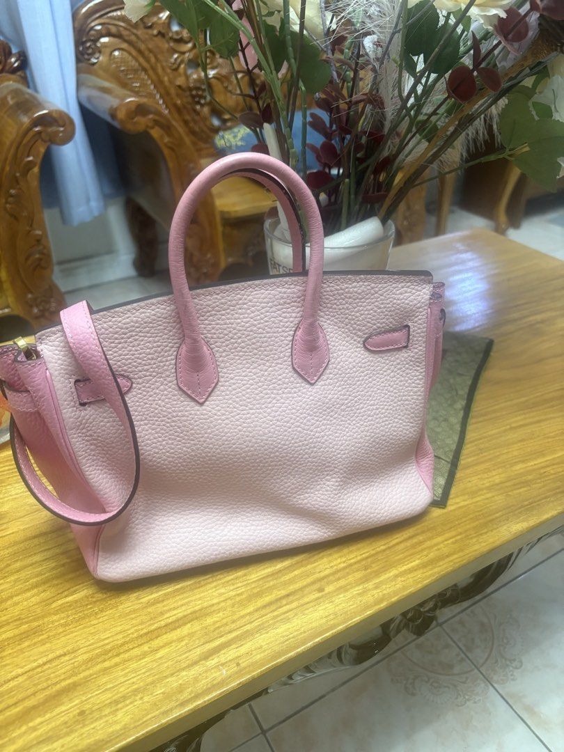 Hermes Pink Handbag with Shoulder Strap (Category: Luxury Bags & Wallets) located in Paranaque City. Submitted by wildcloud.ad2e5b (Listing ID 1426572936, Image 2). Description: .