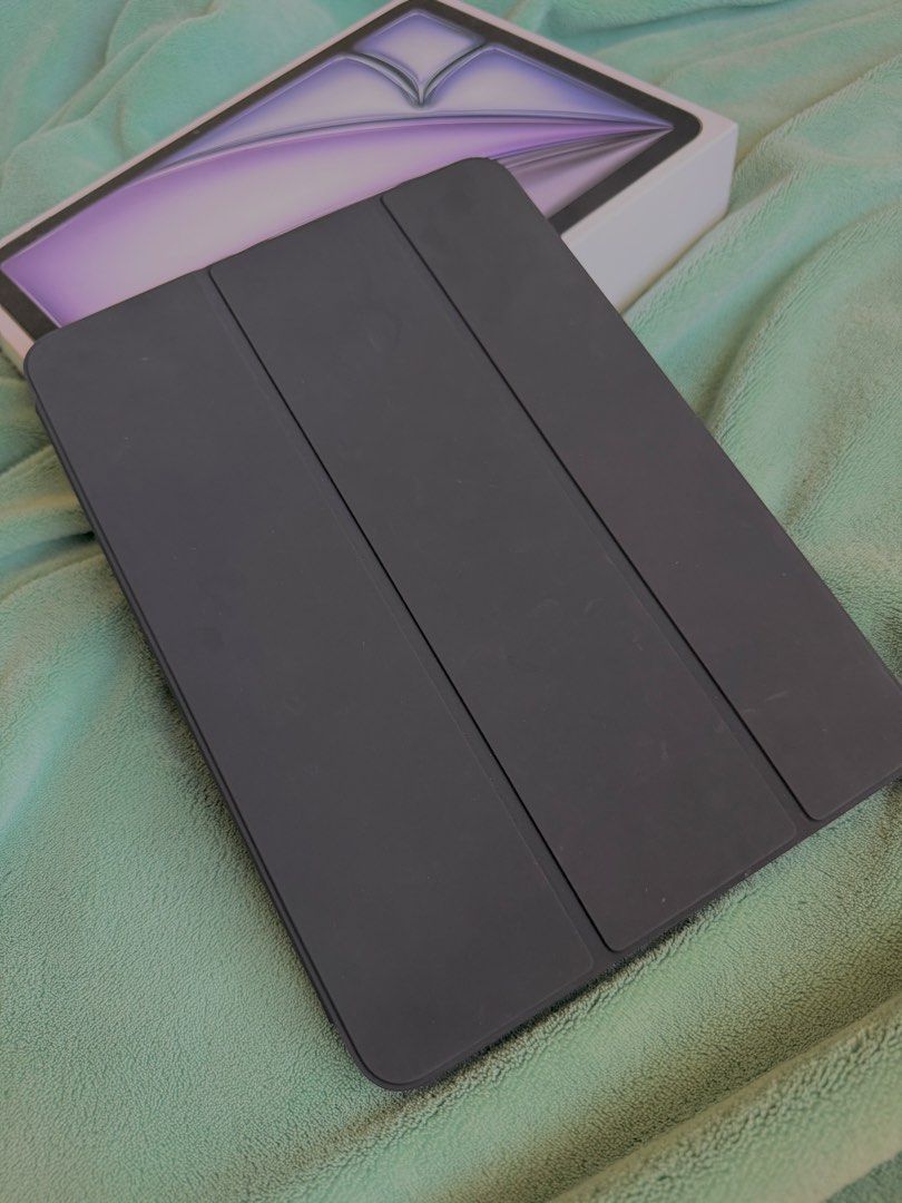 iPad Air 11-Inch (M3) Wi-Fi + Cellular (Category: iPad) located in General Trias. Submitted by rva_gadgets (Listing ID 1426450794, Image 3). Description: FS: iPad Air 11-Inch (M3) Wi-Fi + Cellular - 128GB, Space Grey - 101% Smooth, Like New - 100% Batt Health, 48 CC - 101% No Issues - Unlocked, Any Network - Complete with Box - Warranty until Dec 2026 Add’l Inclusion : - Original Apple Smart Folio for iPad Air 11-inch bought for P5,690 at PMC CHE