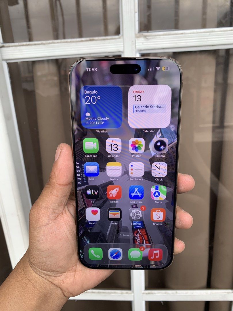 iPhone 16 Pro Max 256GB Factory Unlocked (Category: iPhone 16 Series) located in Manila. Submitted by hello202626 (Listing ID 1426492529, Image 2). Description: Local Purchased Ntc approved Unit And magsafe case only Makinis na makinis Rfs pandagdag sa Bigbike Thanks Negotiable Price Meet up around metro manila.