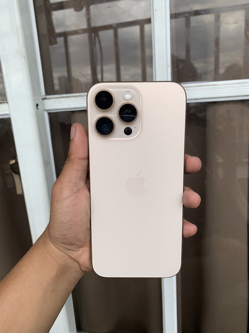 iPhone 16 Pro Max 256GB Factory Unlocked (Category: iPhone 16 Series) located in Manila. Submitted by hello202626 (Listing ID 1426492529, Image 1). Description: Local Purchased Ntc approved Unit And magsafe case only Makinis na makinis Rfs pandagdag sa Bigbike Thanks Negotiable Price Meet up around metro manila.