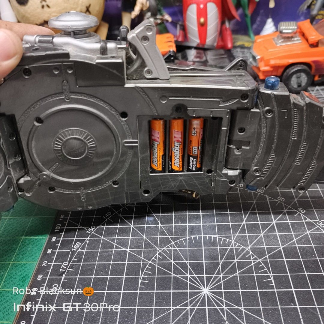 Kamen rider meteor belt (Category: Action & Battle Toys) located in Tanza. Submitted by robzblacksun (Listing ID 1426419312, Image 2). Description: working as is condition missing battery cover 2nd hand toy.