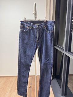 (Category: ) located in . Submitted by outfits (Listing ID 1426463401, Image 1). Description: .