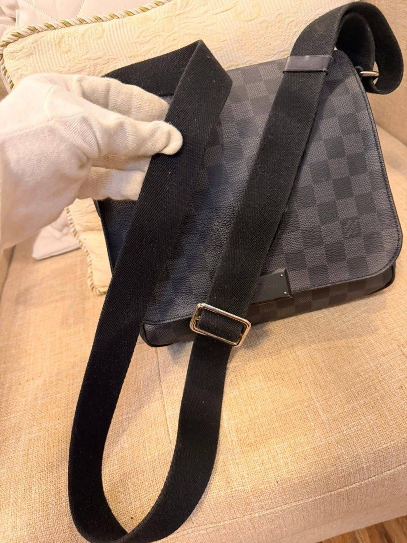 Louis Vuitton District PM graphite messenger bag (Category: Luxury Bags & Wallets) located in Cebu City. Submitted by forless.ph (Listing ID 1426542699, Image 3). Description: - Louis Vuitton District PM messenger bag. - Graphite Damier canvas. - Classic and versatile design. - Perfect for everyday use. - Stylish and functional. - 💯 Legit or your moneyback 10x - Very good deal.
