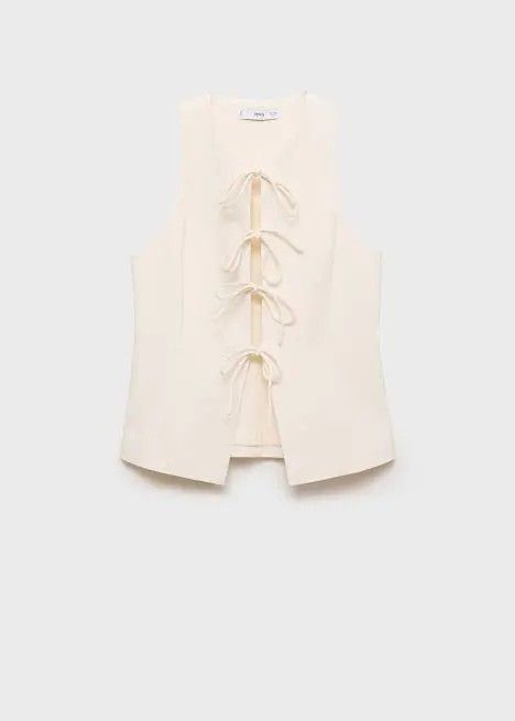 Mango Tie-Front Sleeveless Top (Category: Sleeveless) located in Baguio. Submitted by raphy_mapletree (Listing ID 1426397450, Image 2). Description: - Worn once on a trip - Linen-blend top that's perfect for summer - Fixed price, good as new ✨️ Decluttering sale! All items are new/in good condition! 💖 💬 Feel free to leave a message if you have any questions or concerns! 🚚 Shipping via J&T.