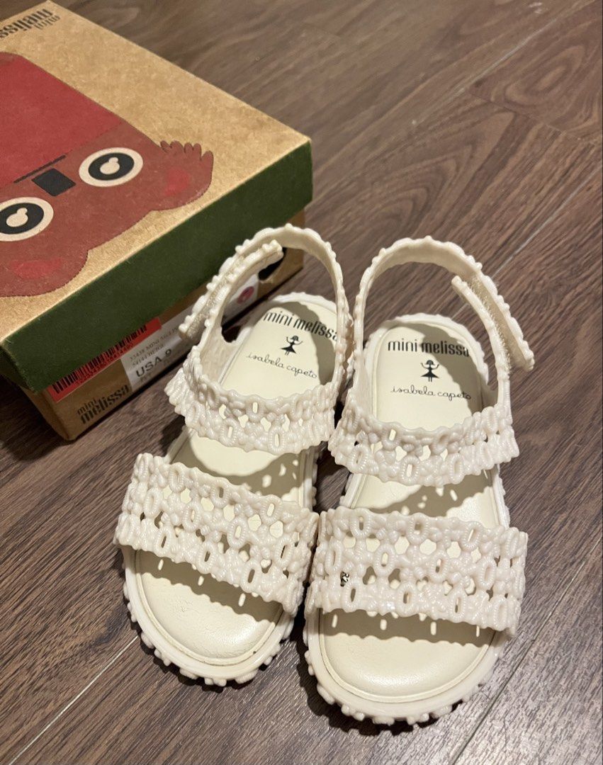 Mini Melissa Sandal US 9 (Category: Babies & Kids Fashion) located in Angeles City. Submitted by emflores (Listing ID 1426524171, Image 1). Description: Size USA 9 (15 cm) Guaranteed original 💯.