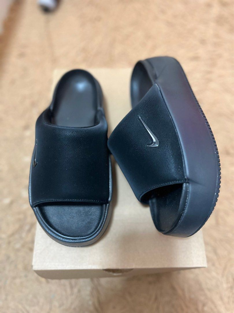Rush rush Nike Calm Elevation (Category: Slippers and slides) located in Manila. Submitted by chellerocker05 (Listing ID 1426523358, Image 1). Description: Rfs wrong size.
