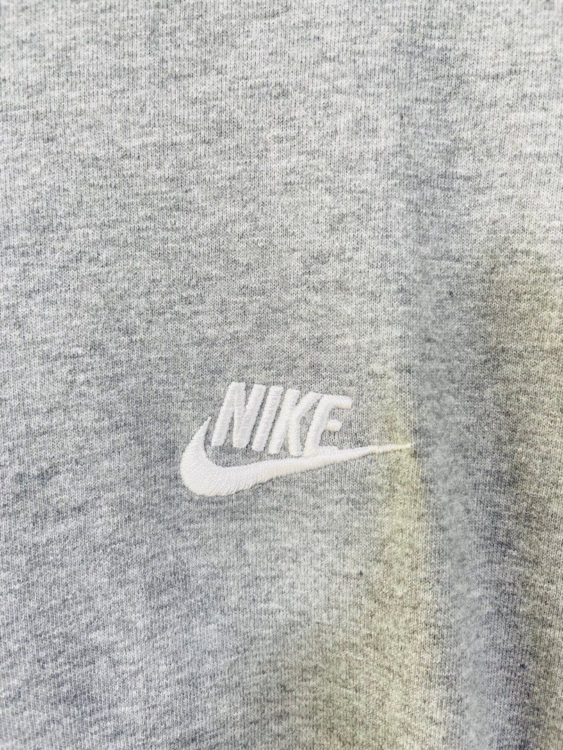 NIKE Grey Embroidered Logo Hoodie (Category: Coats, Jackets and Outerwear) located in Davao. Submitted by preme89 (Listing ID 1426403039, Image 3). Description: NIKE Grey Embroidered Logo Hoodie Excellent condition 10/10 Color rate No issues L32 W24 XL.