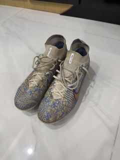 (Category: ) located in . Submitted by footballerrrr_7 (Listing ID 1426470634, Image 1). Description: .