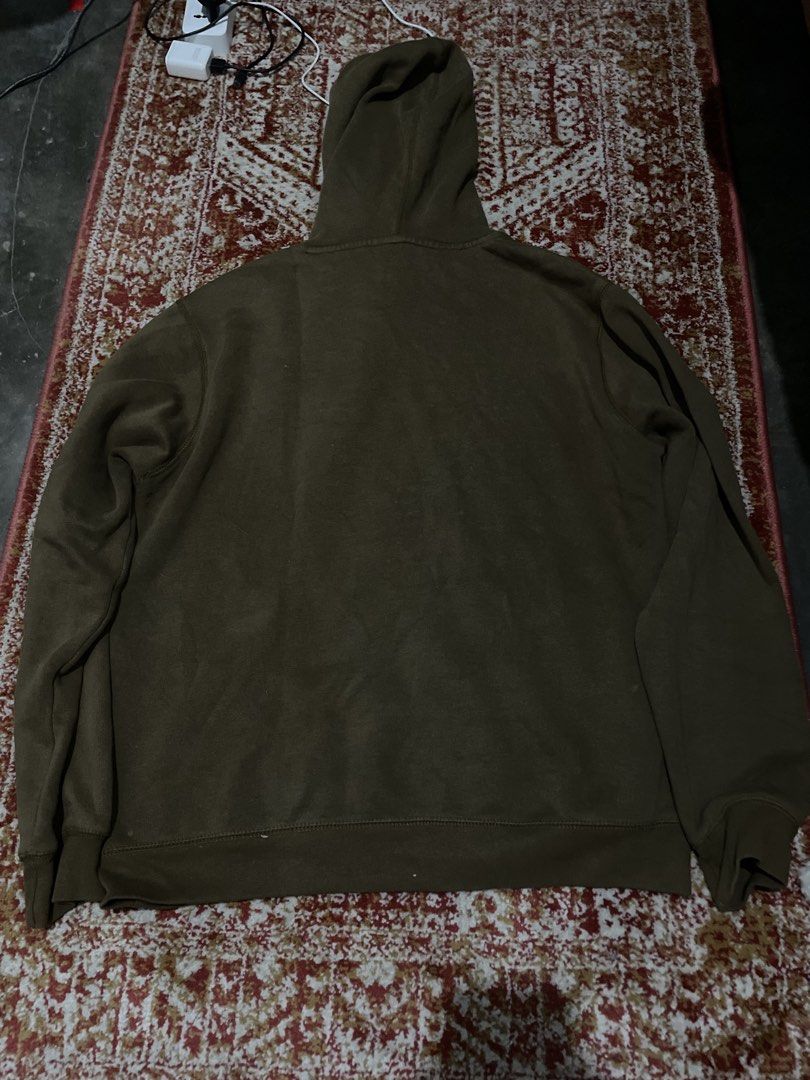 Olive Green Hoodie (Category: Hoodies) located in Dumaguete. Submitted by raspberrypepsi (Listing ID 1426576694, Image 2). Description: .