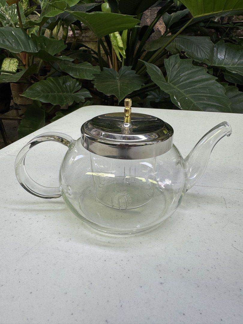 One piece borosilicate teapot (Category: Coffee & Tea Tableware) located in Davao. Submitted by parteawares2 (Listing ID 1426443776, Image 3). Description: One piece borosilicate teapot with glass filter .