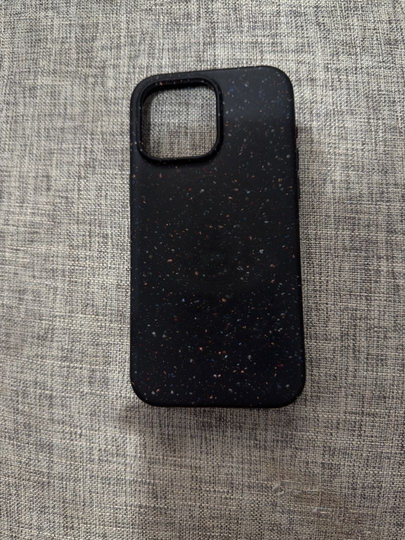 Otterbox iphone 15 pro max (Category: Cases & Sleeves) located in Manila. Submitted by jleiz (Listing ID 1426466303, Image 1). Description: .