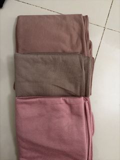 (Kategori: ) berada di . Dikirim oleh ferniardila (ID iklan 1426402051, Gambar 1). Deskripsi: .