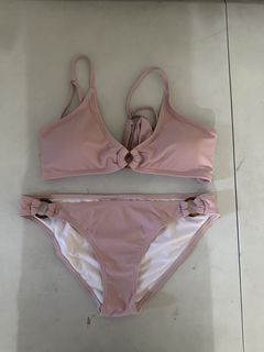 (Category: ) located in . Submitted by marseille_ (Listing ID 1426488857, Image 1). Description: .