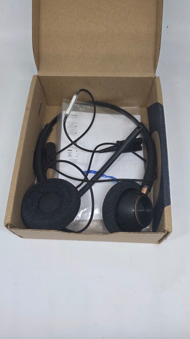 Plantronics EncorePro 520 Headset (Category: Headphones & Headsets) located in Manila. Submitted by ecdeals (Listing ID 1426512734, Image 2). Description: Plantronics EncorePro 520 headset. Lightly used. I will include the adapter that connects to your laptop via USB A. Good for online classes or WFH..